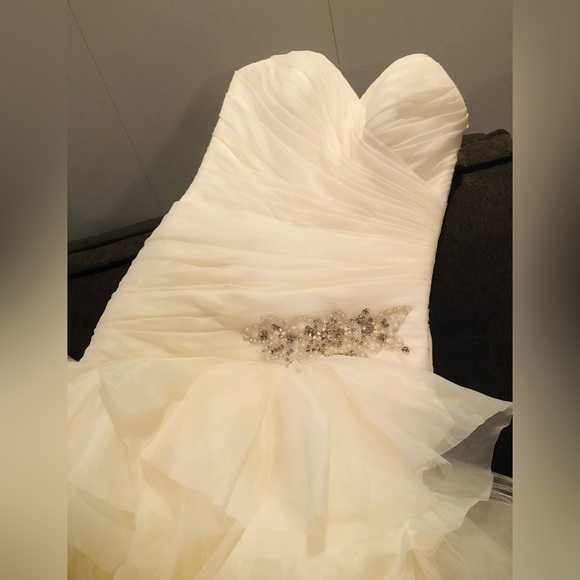 Morilee by Madeline Gardner Wedding Dress Size 6 Gorgeous Mermaid Style - Picture 9 of 10